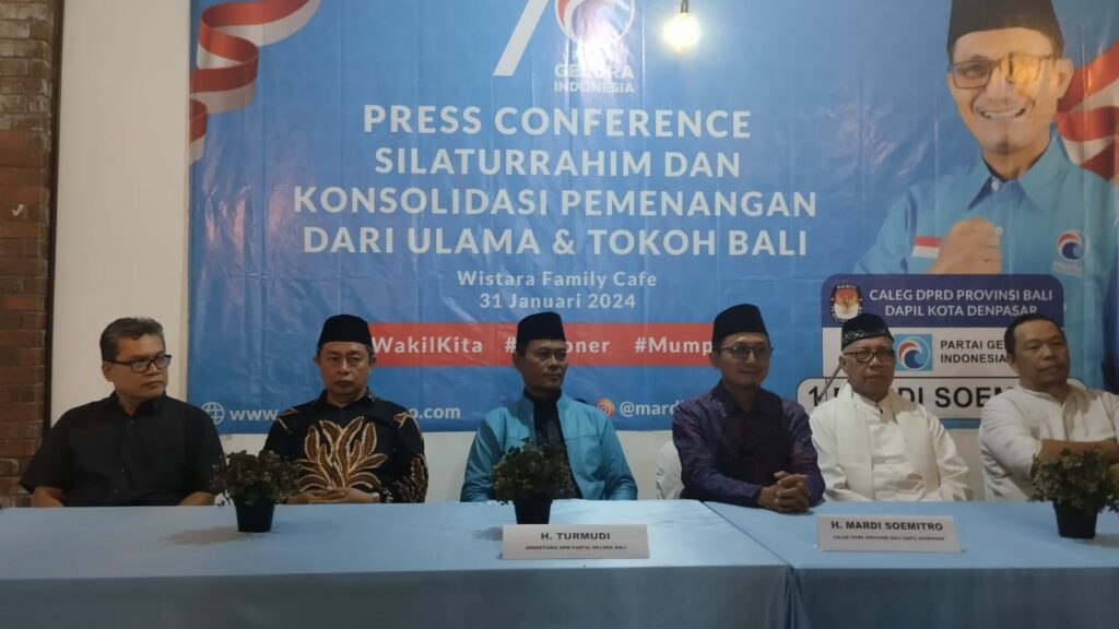 H. Mardi Soemitro Kontribusi Nyata untuk UMKM Kota Denpasar, Bantu 200 Gerobak Usaha dan Modal